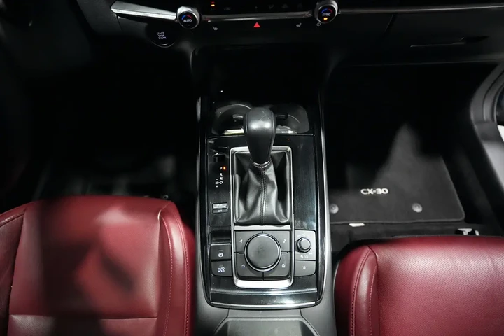 $23503 : 2025 CX-30 2.5 S Carbon Editi image 9