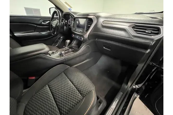 $15963 : GMC Acadia 2017 4x4 SLE-2 4d image 10