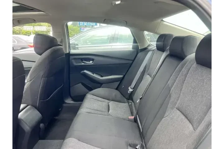 $24985 : Honda Accord 2024 EX 4dr Sed image 9