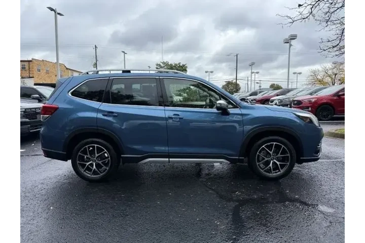 $26950 : Subaru Forester 2022 AWD Tou image 7