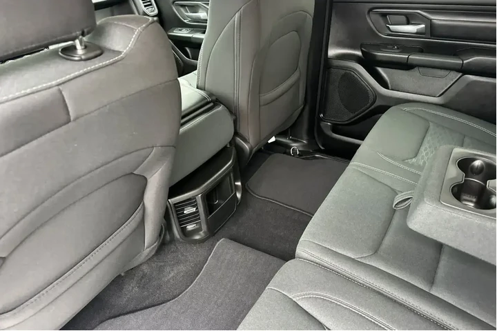 $38999 : Ram 1500 2025 4x4 Tradesman image 4