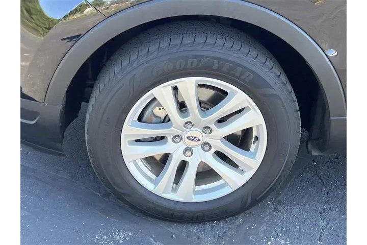 $12350 : Ford Explorer 2018 AWD XLT 4 image 10