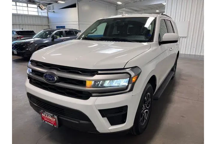 $37404 : Ford Expedition 2024 4x4 XLT image 7