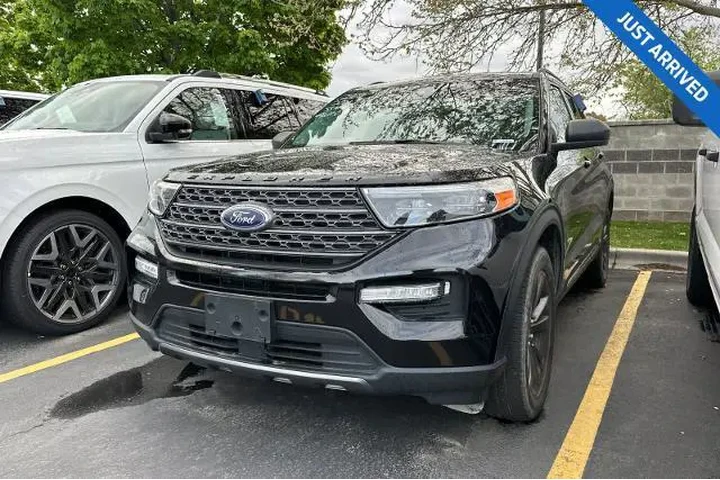$25995 : Ford Explorer 2021 AWD XLT 4 image 1