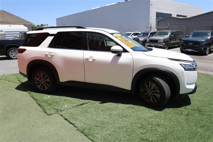 $30999 : 2022 NISSAN PATHFINDER SV image 4