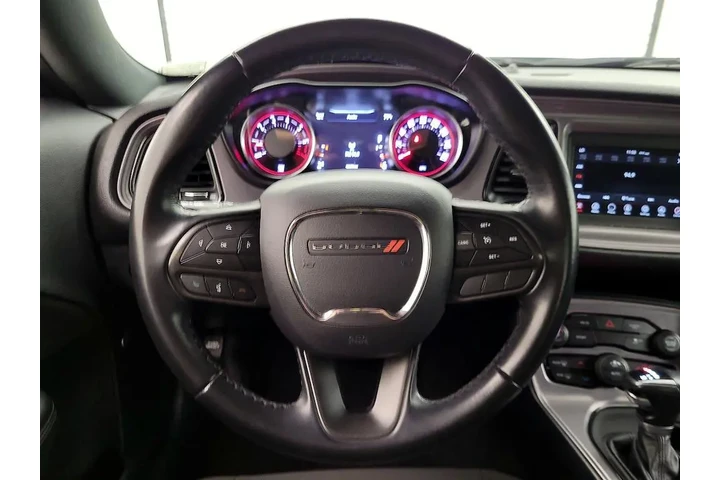 $23998 : Dodge Challenger 2023 SXT 2d image 10