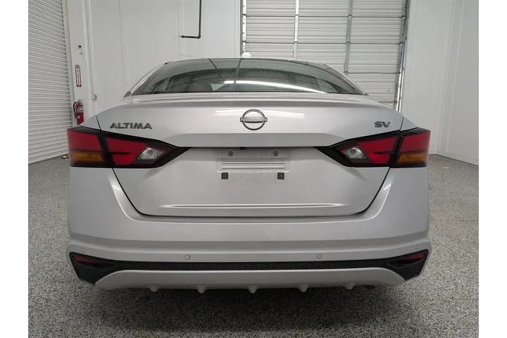 $21897 : Nissan Altima 2024 2.5 SV 4d image 5