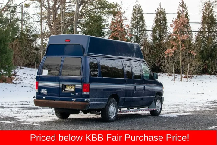 $15595 : Ford E-Series 2013 E-350 SD image 8