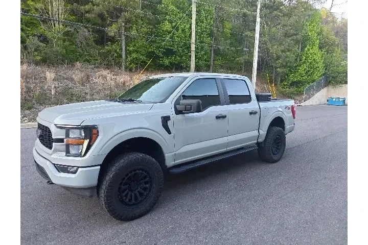 $37990 : Ford F-150 2023 4x4 Lariat 4 image 6