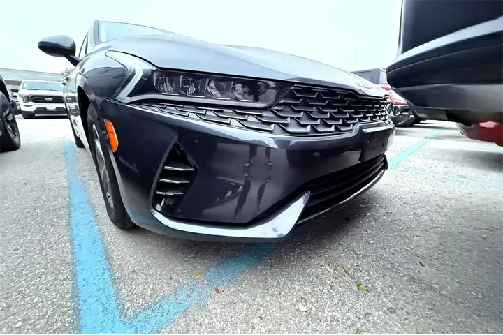 $20988 : Kia K5 2023 LXS 4dr Sedan image 2