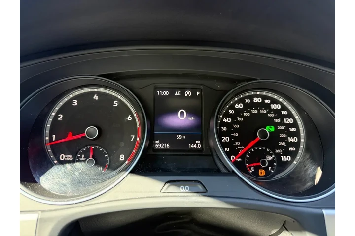 Volkswagen Atlas Cross Sport image 10