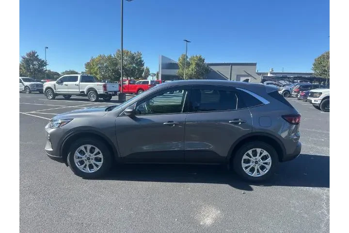 $22995 : Ford Escape 2024 AWD Active image 4