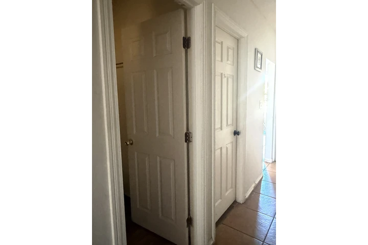 $800 : SE RENTA CUARTO image 1