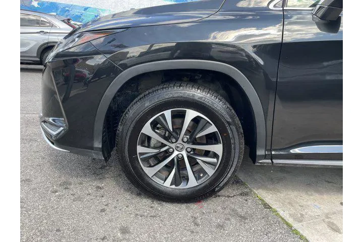 Lexus RX 350L 2021 AWD 4dr S image 9