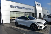 Ford Mustang Mach-E 2023 AWD en Orange County
