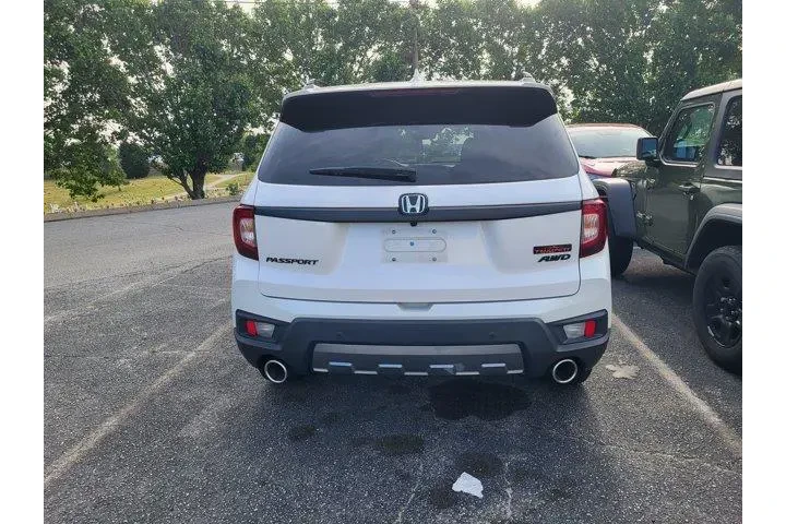 $35447 : Honda Passport 2023 AWD Trai image 5