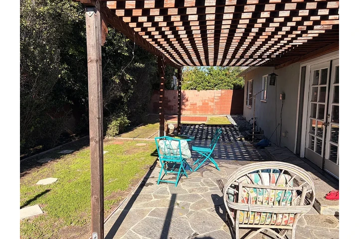 $1400 : North Hollywood 3 - 1.5 Listo image 9