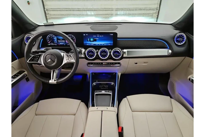 $37998 : Mercedes-Benz GLB 2025 GLB 2 image 9