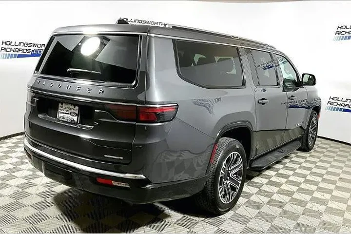 $39835 : Jeep Wagoneer L 2024 4x2 Ser image 9