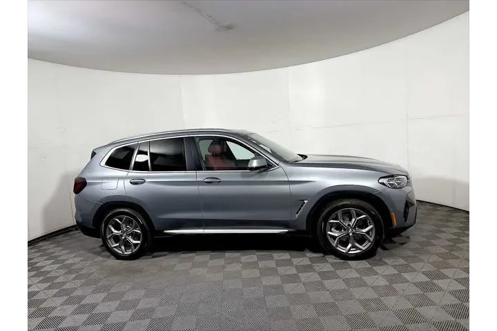 $39943 : BMW X3 2024 AWD xDrive30i 4d image 4
