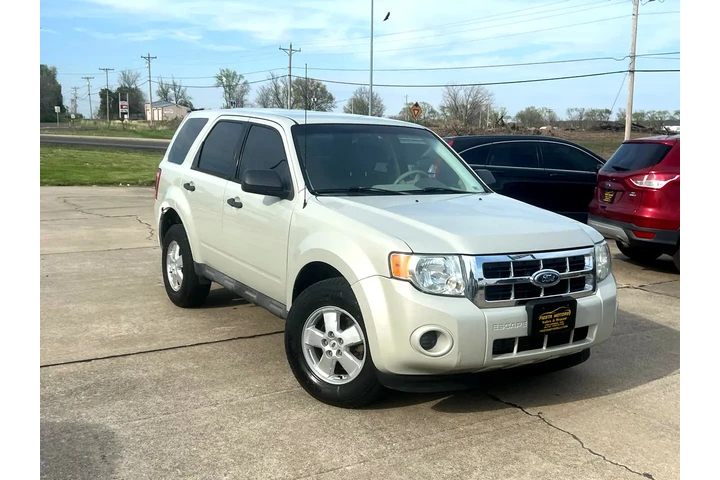 $4999 : 2009 Escape XLS FWD AT image 9