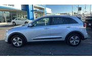 $15984 : Kia Niro 2018 FE 4dr Crossov thumbnail