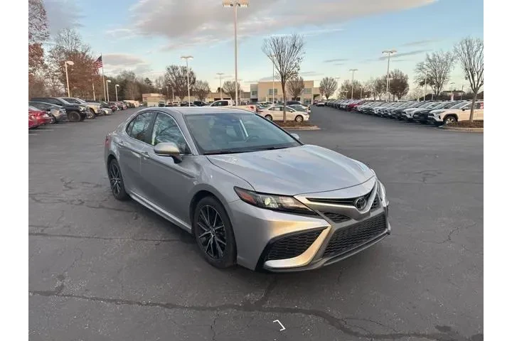 $23438 : Toyota Camry 2022 SE 4dr Sed image 3