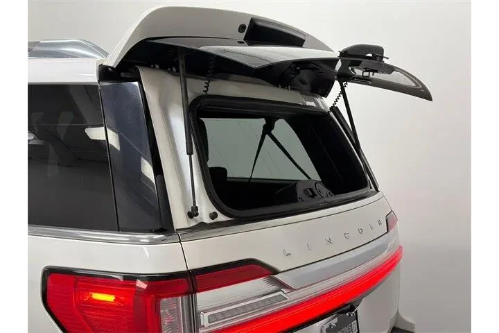 $30000 : Lincoln Navigator L 2018 4x4 image 8