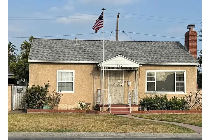 $1800 : BEAUTIFUL BACK HOUSE FOR LEASE image 1