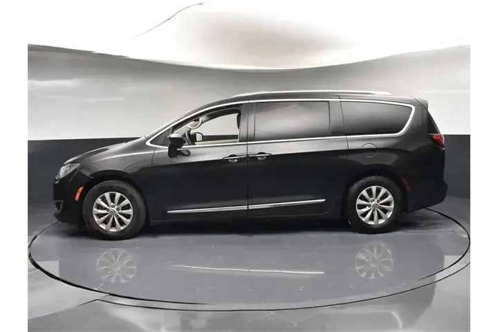 $8365 : Chrysler Pacifica 2018 Touri image 5