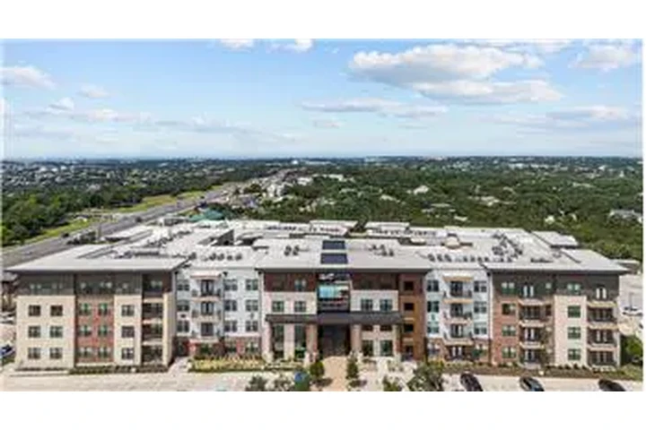 $2523 : Rental property with 2 bedro image 10