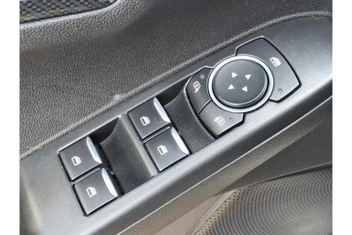 $18999 : Ford Escape 2023 ST-Line 4dr image 10