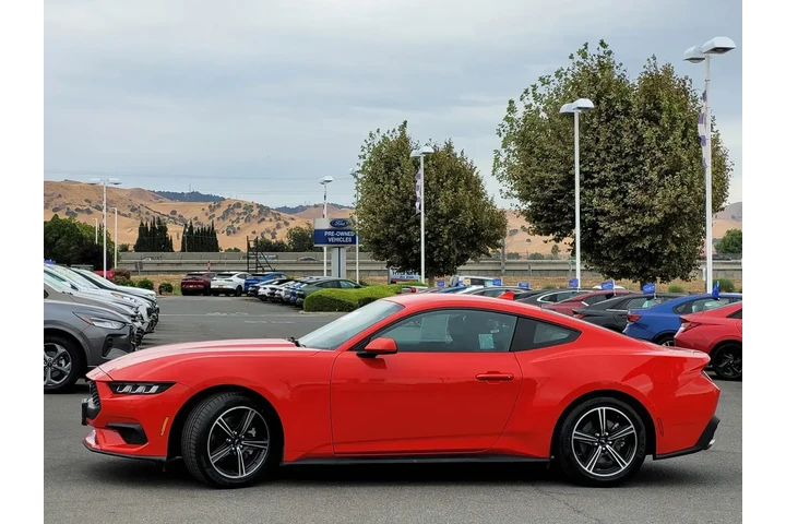 $25000 : Ford Mustang 2024 EcoBoost 2 image 7