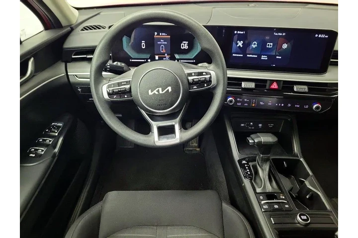 $23998 : Kia K5 2025 LXS 4dr Sedan image 10