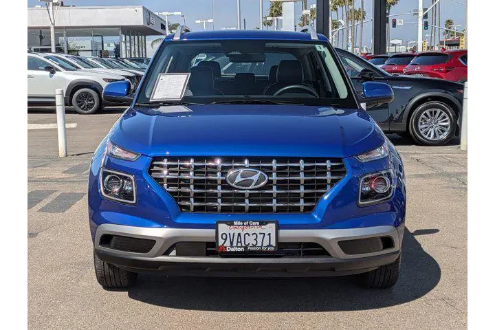 $22777 : Hyundai VENUE 2025 Limited 4 image 2
