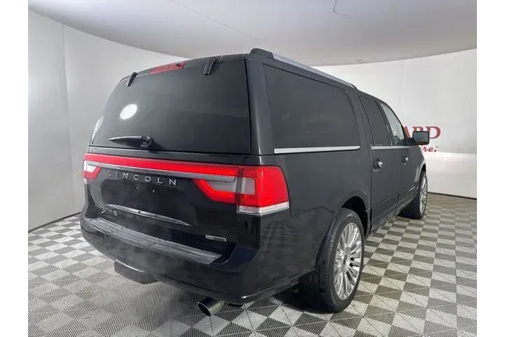 $13000 : Lincoln Navigator L 2015 4x4 image 8