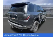 $36552 : Toyota 4Runner 2020 4x4 SR5 thumbnail
