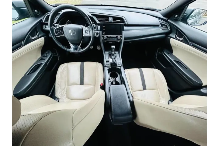 2020 Civic Sport Touring image 6
