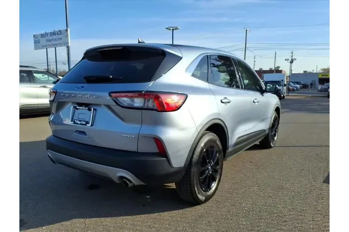 $21980 : Ford Escape 2022 AWD SE 4dr image 6