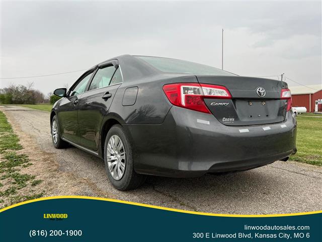 $8500 : 2012 TOYOTA CAMRY2012 TOYOTA image 4