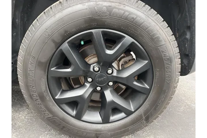 $7988 : Jeep Cherokee 2014 4x4 Trail image 9