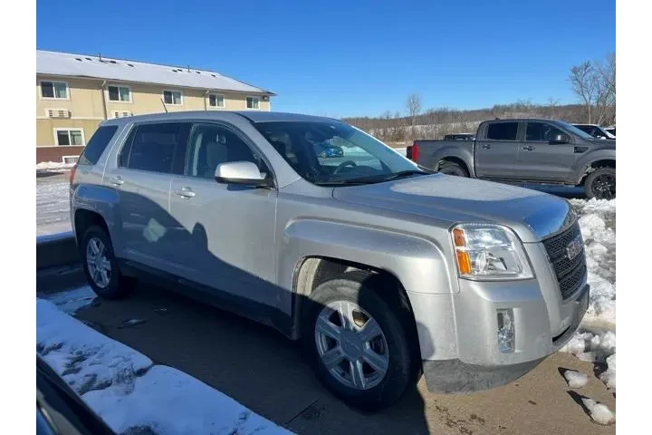 $9499 : GMC Terrain 2014 SLE-1 4dr S image 1