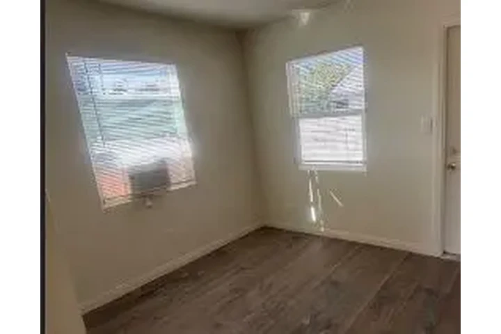 $1850 : CHINO APTO DE 1/RECÁMARA image 3