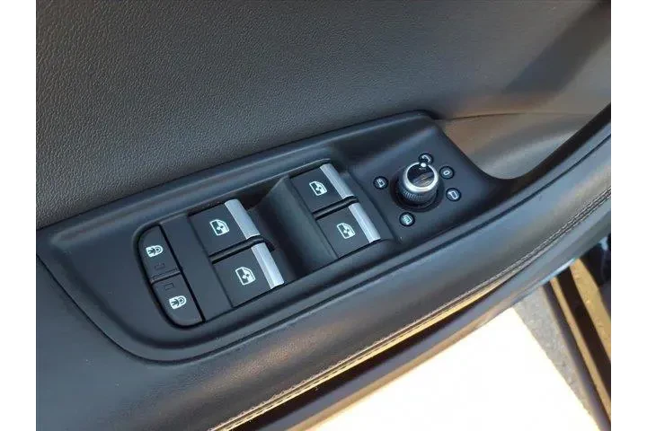 $33749 : Audi Q7 2022 AWD quattro Pre image 9