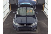 $23000 : Volkswagen Tiguan 2024 SE 4d thumbnail