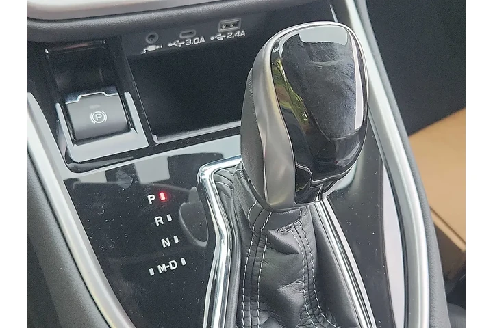 $29995 : Subaru Legacy 2025 AWD Premi image 7