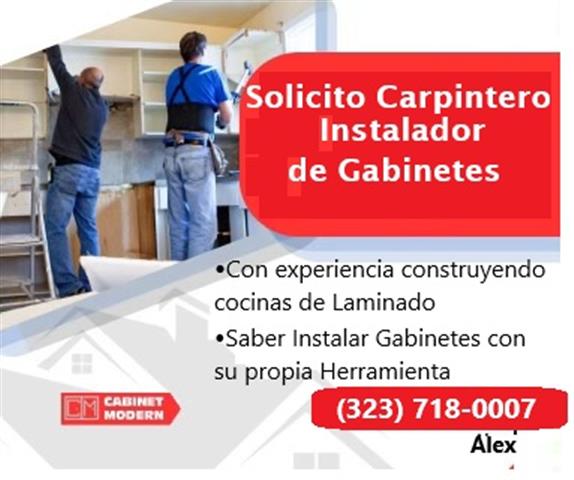 SOLICITO CARPINTERO/GABINETERO image 1