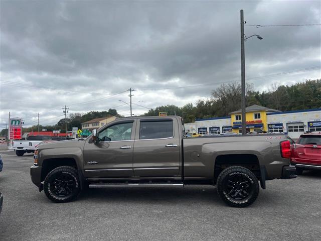 $22990 : 2015 Silverado 2500HD image 8