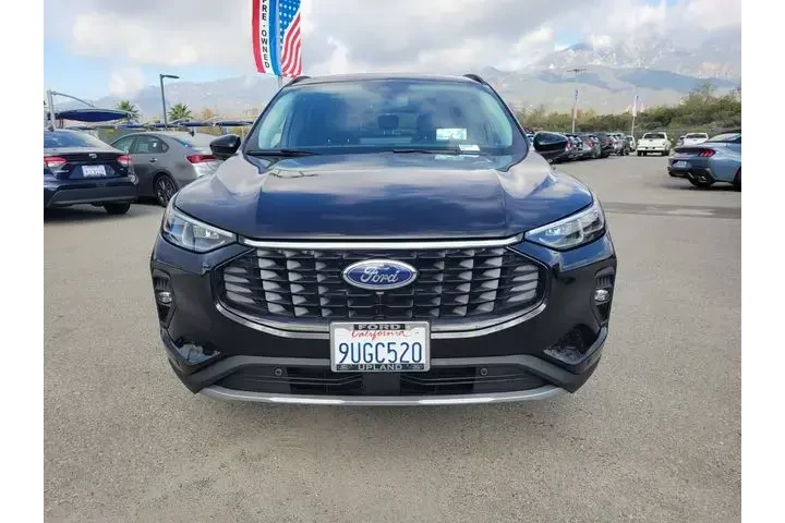 $28995 : Ford Escape Plug-In Hybrid 2 image 8