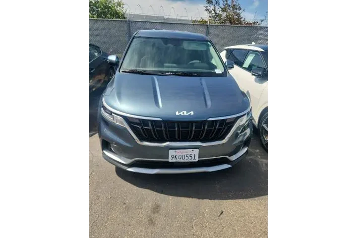 $35991 : Kia Carnival 2024 EX 4dr Min image 2